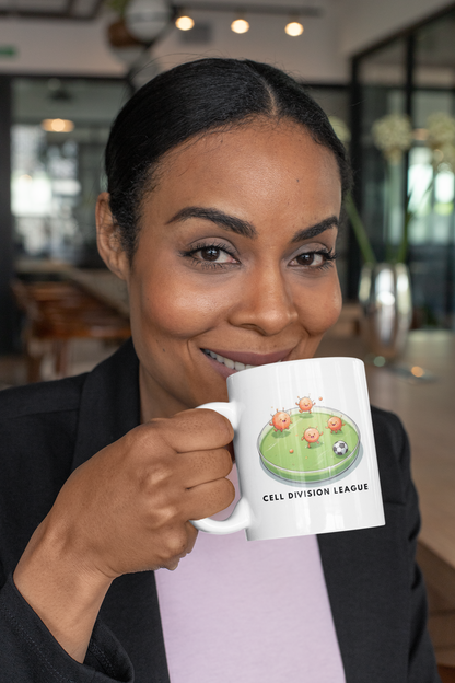 Petri Pitch League Mug – Cute Cell Culture Soccer Coffee Cup for Biology Lovers